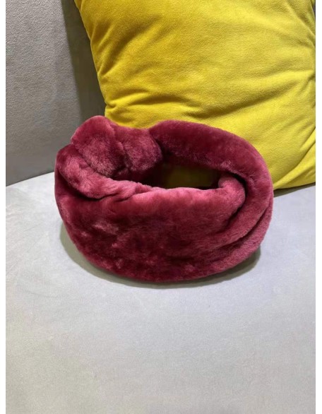 Wholesale Fashion Cute Real sheep Fur handbags woman bags luxury famous brands fur women bag with fur handle