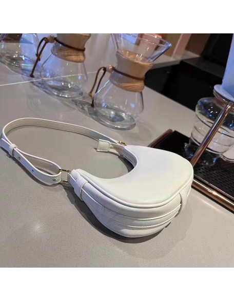 Factory Direct Sale Better Price Fashion Lady Underarm Bag Half Moon Handbag