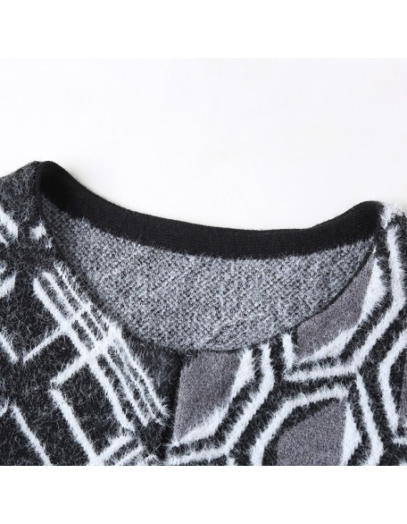 Knitwear manufacturer crew collar long sleeved jacquard knitted women's sweater coat