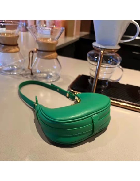 Factory Direct Sale Better Price Fashion Lady Underarm Bag Half Moon Handbag