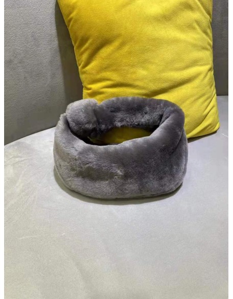 Wholesale Fashion Cute Real sheep Fur handbags woman bags luxury famous brands fur women bag with fur handle
