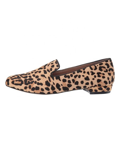 Slip on leopard leather material Dress women flat shoes