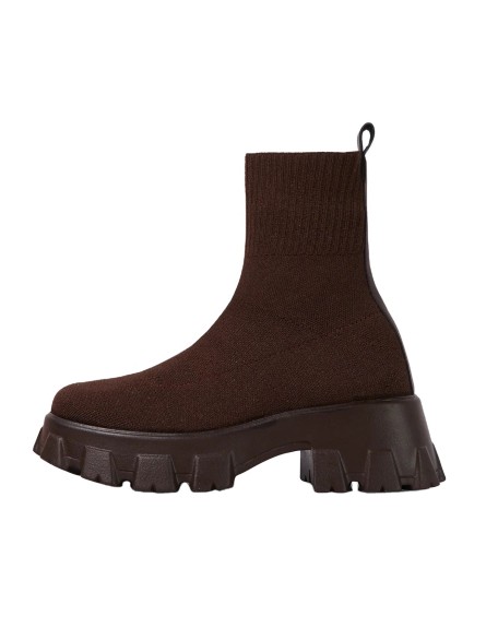 Knitted material socks elastic women's ankle boots shoes wholesaler price in factory