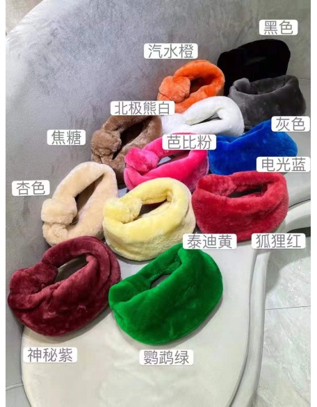 Wholesale Fashion Cute Real sheep Fur handbags woman bags luxury famous brands fur women bag with fur handle